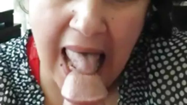 פורנו בחינם ללא רישום  תנו זרע לקיבה. סקס חינם בתחת