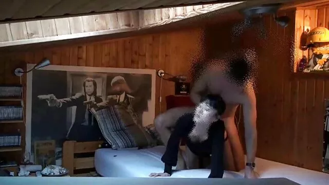 פורנו בחינם ללא רישום  אישה סרטי סקס פורנו חינם עם תספורת של רטרו תידפק.
