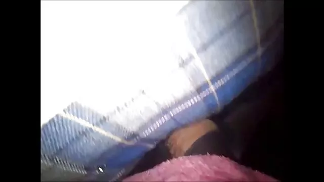 פורנו בחינם ללא רישום  סקס סרטי סקס חינם ישראלים אנאלי בלונדיני במושב האחורי.