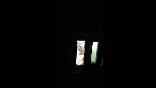 פורנו בחינם ללא רישום  בריונים סקס חינם אדיר מזדיינים במרתף.