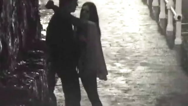 פורנו בחינם ללא רישום  הוא מזיין את הבדיחה הבלונדינית סרטי סקס חינם מבוגרות הטיפוסית.
