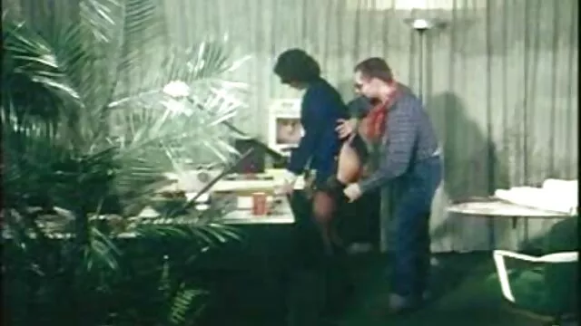 פורנו בחינם ללא רישום  אב חורג סרטי פרונו חינם כיפי עם בנו החורג במהלך הנסיעה.