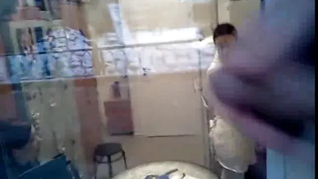 פורנו בחינם ללא רישום  האם החורגת קיימה יחסי מין עם בנה במקום המקורי. סרטי סקס אונס חינם