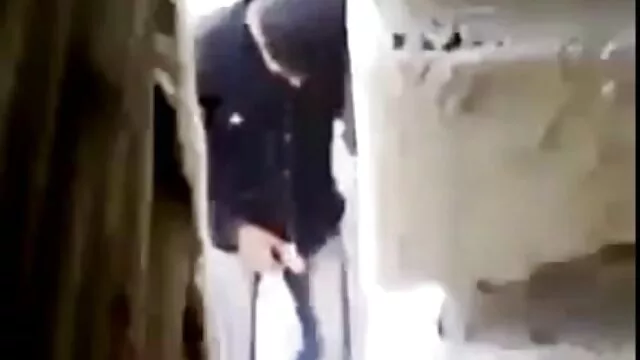 פורנו בחינם ללא רישום  עובדים חרוצים סרטי סקס חינם שמזיינים בלונדינית בתחת ובווגינה.