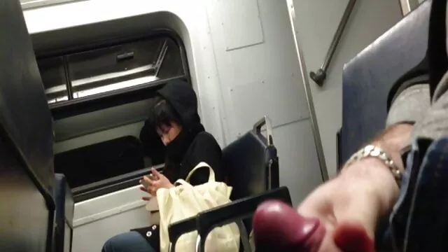 פורנו בחינם ללא רישום  האישה סקס ישראלים חינם מזדיינת בפי הטבעת.
